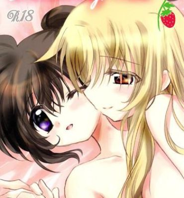 Thuylinh Strawberry Time- Mahou shoujo lyrical nanoha hentai Gay Black